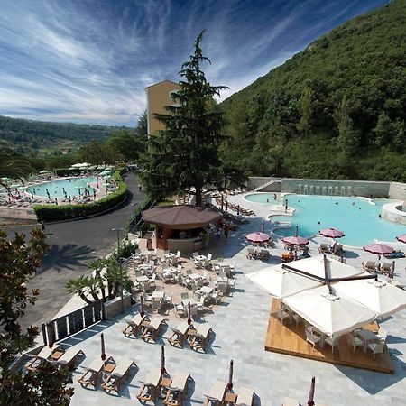 Complesso Termale Vescine Hotell Castelforte Exteriör bild