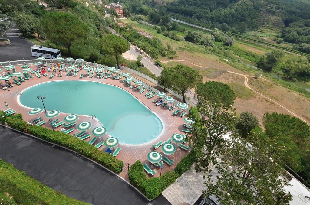 Complesso Termale Vescine Hotell Castelforte Exteriör bild
